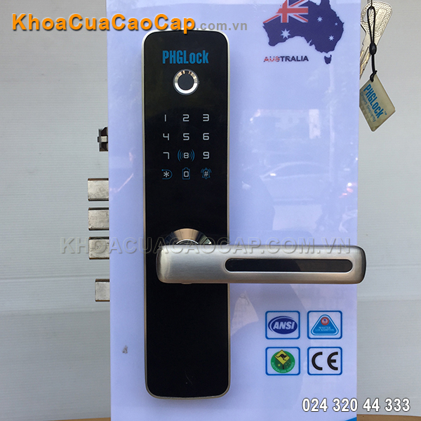 Khóa cửa vân tay mã số thẻ từ FP7153